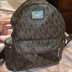 Michael kors book bag